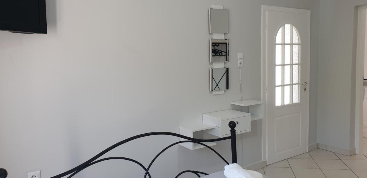 Jet, Luxury Appartment 20M From The Beach Kini Extérieur photo