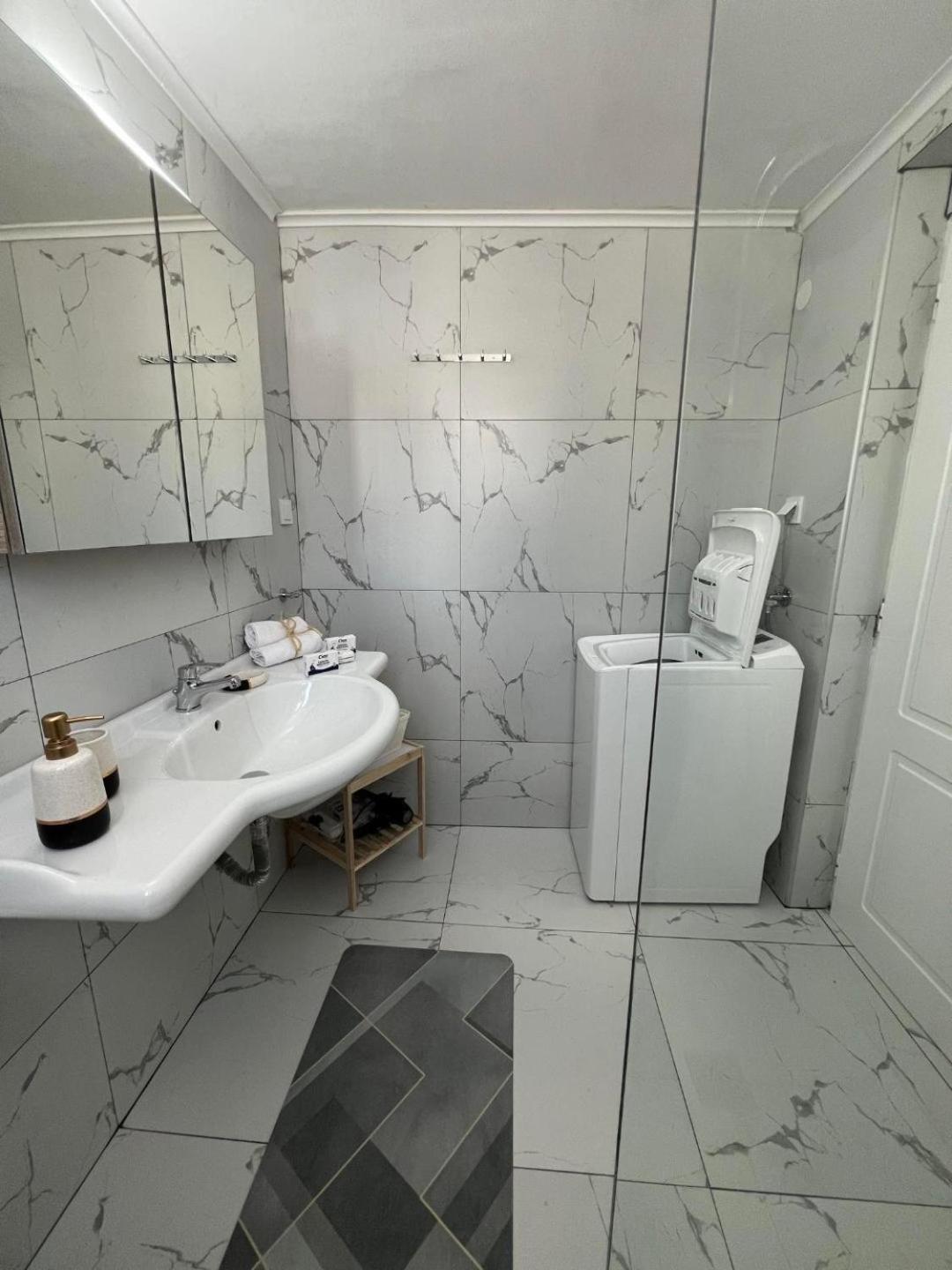 Jet, Luxury Appartment 20M From The Beach Kini Extérieur photo
